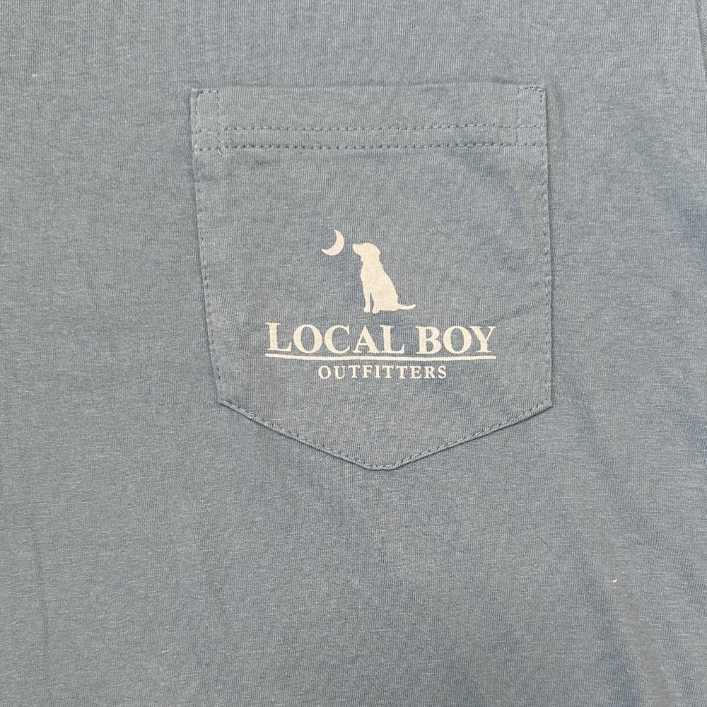 Local Boy Outfitters Men's Short-Sleeve Pocket Tee in Dusty Blue-Shrimp. NWOT! - Picture 2 of 7